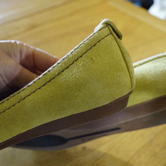 Calvin Klein Pointy Toe Ballet Flat Suede Yellow - Picture 7 of 8